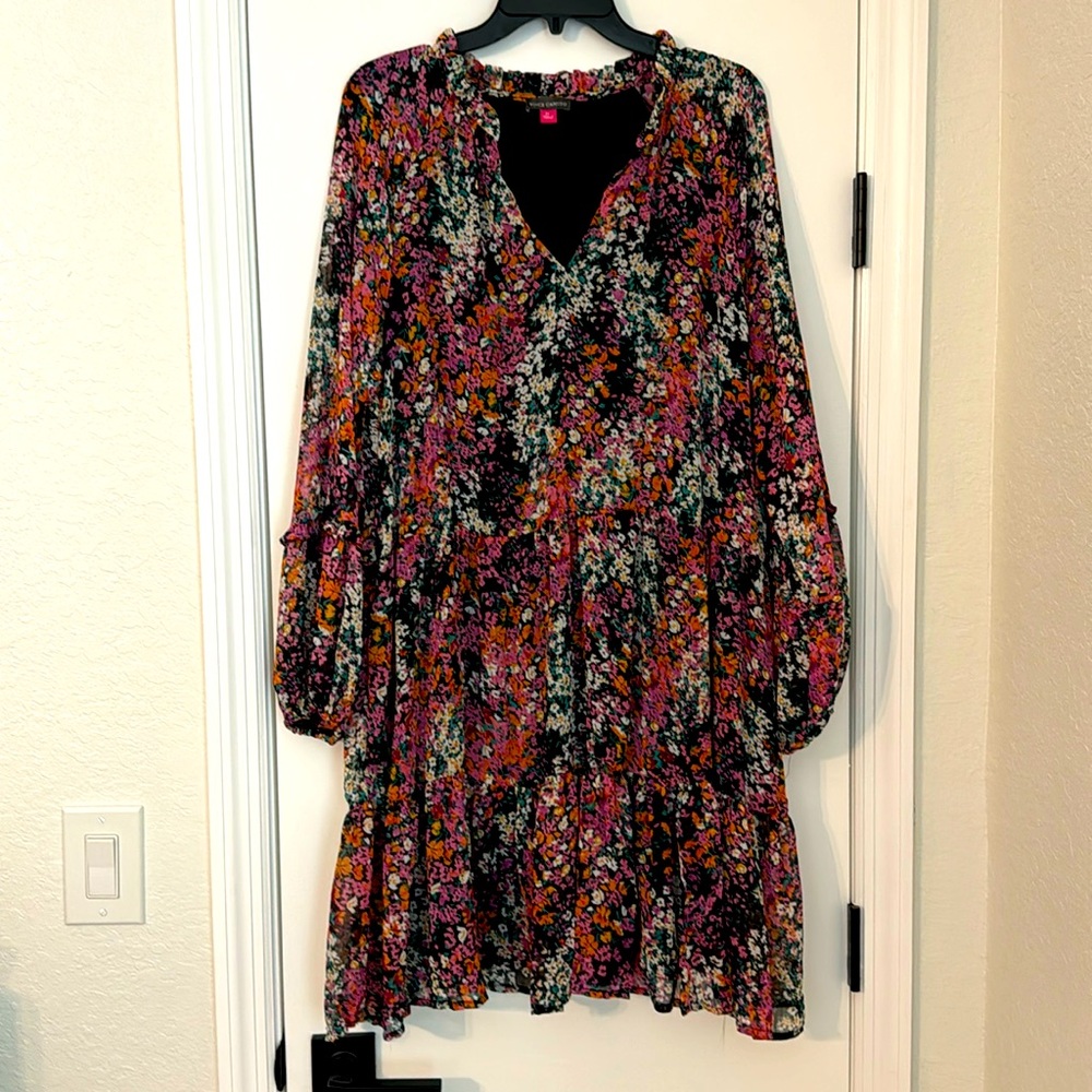 VINCE CAMUTO dress